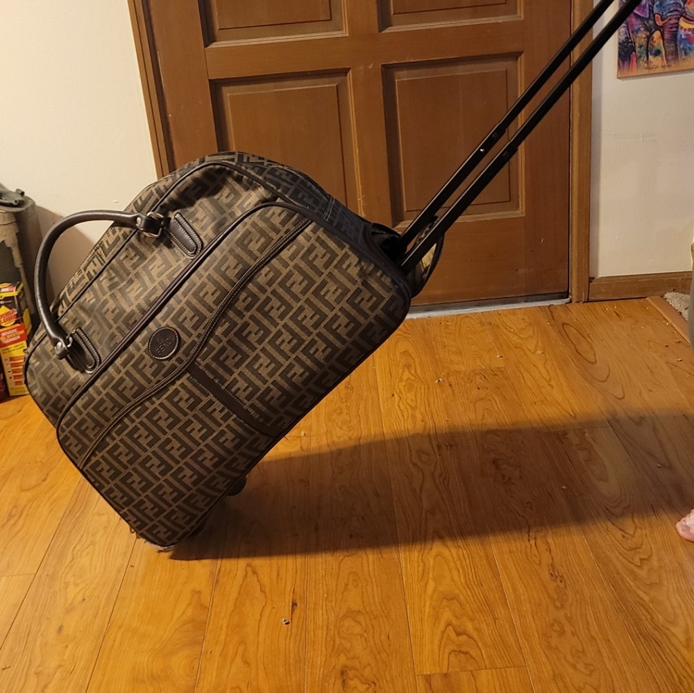 Vintage FENDI suitcase/luggage